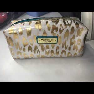 VS make up bag